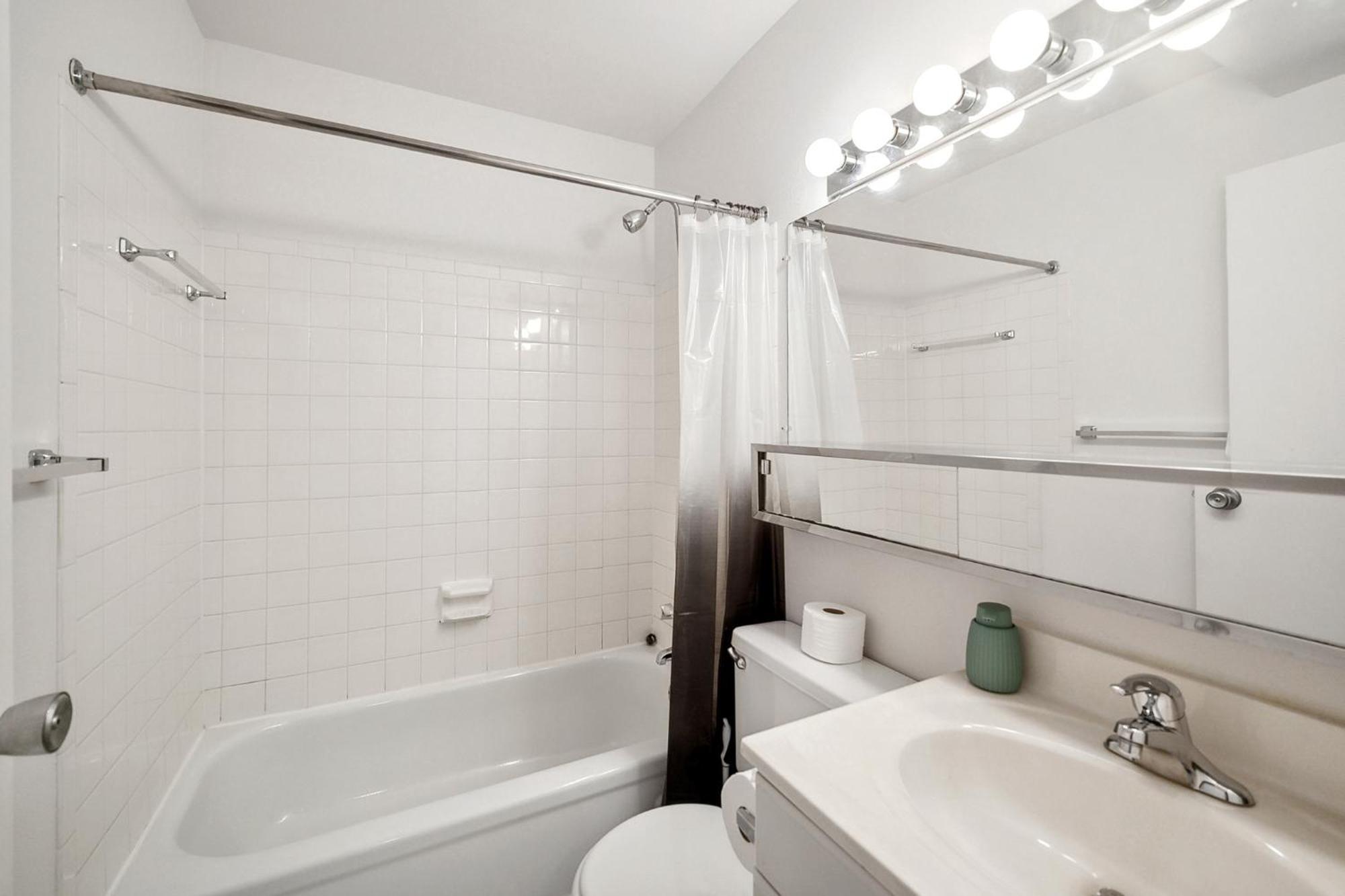 Pp 2107 Beautiful 1br I Free Parking * Harrisburg